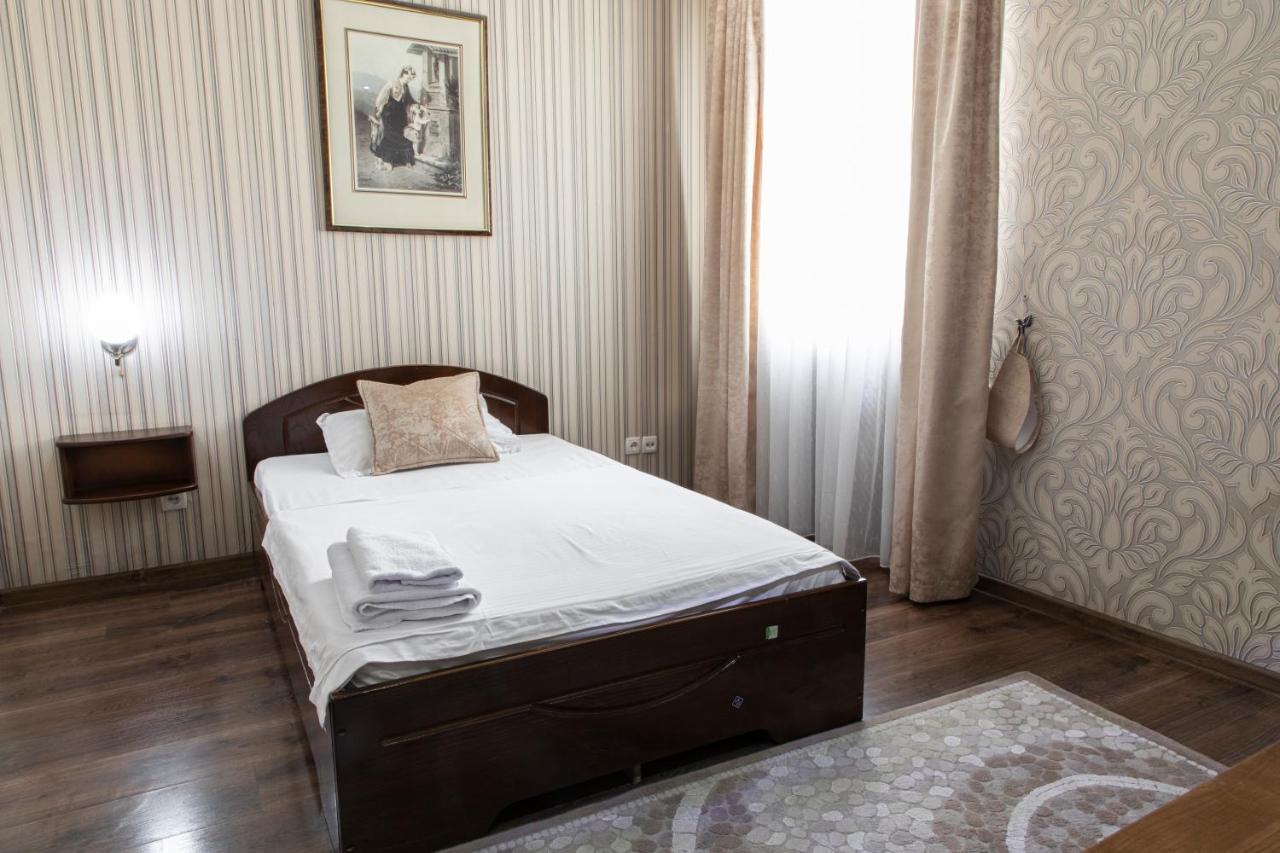 Nur M Otel Taşkent Dış mekan fotoğraf