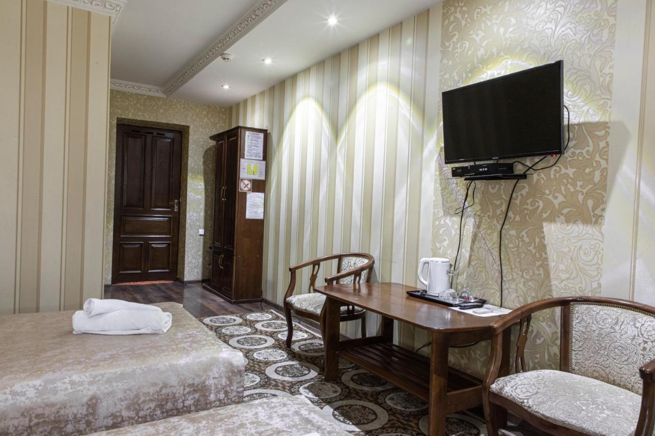 Nur M Otel Taşkent Dış mekan fotoğraf